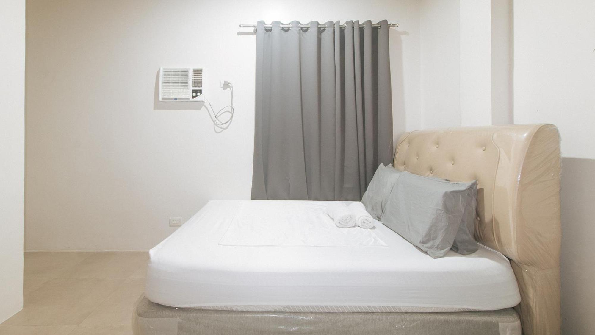 Cozy Cove Inn By Reddoorz Bacolod Bagian luar foto