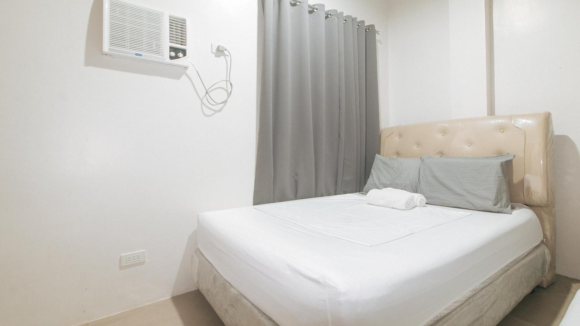 Cozy Cove Inn By Reddoorz Bacolod Bagian luar foto